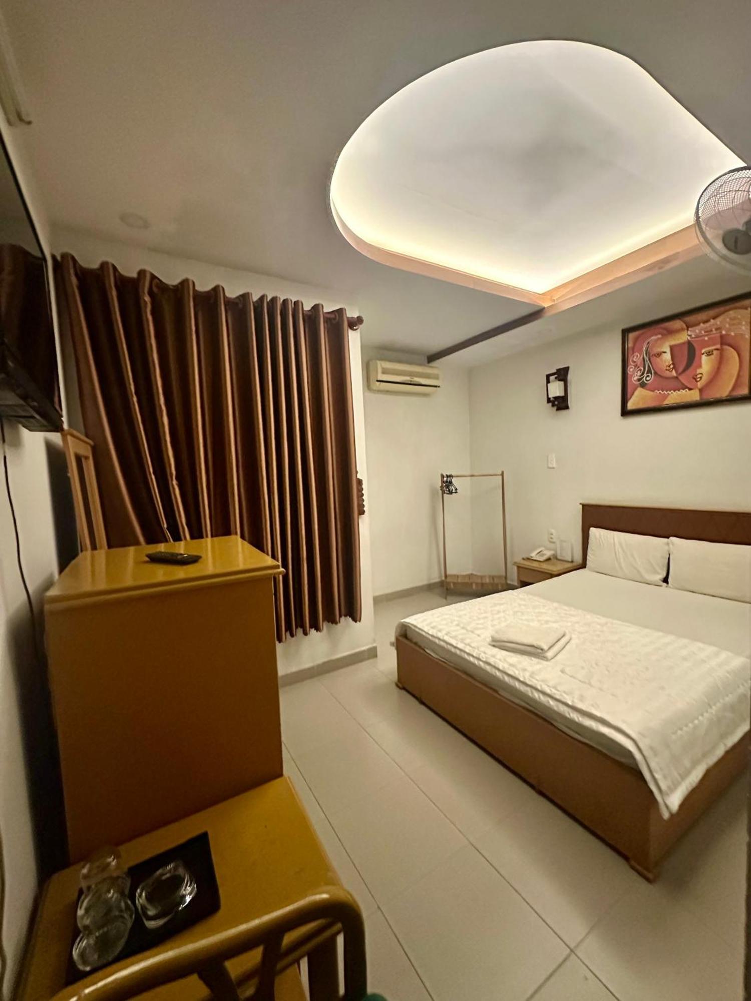 Hotel Ngoc Hoa Mai Ciudad Ho Chi Minh  Exterior foto